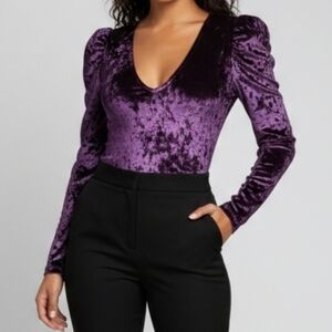 And Now This Womens Puff-Shoulder Crushed Velvet V-neck Thong Bodysuit PURPLE XS